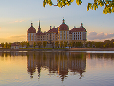 Moritzburger Schloss Jagd- und Lustschloss von August dem Starken und Kulisse für die Lustbarkeiten des sächsischen Hofes